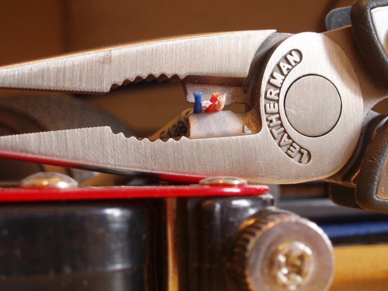 Wire cutters