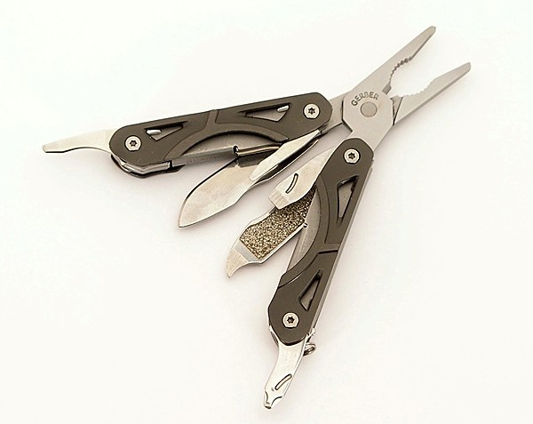Clutch, alternative scales