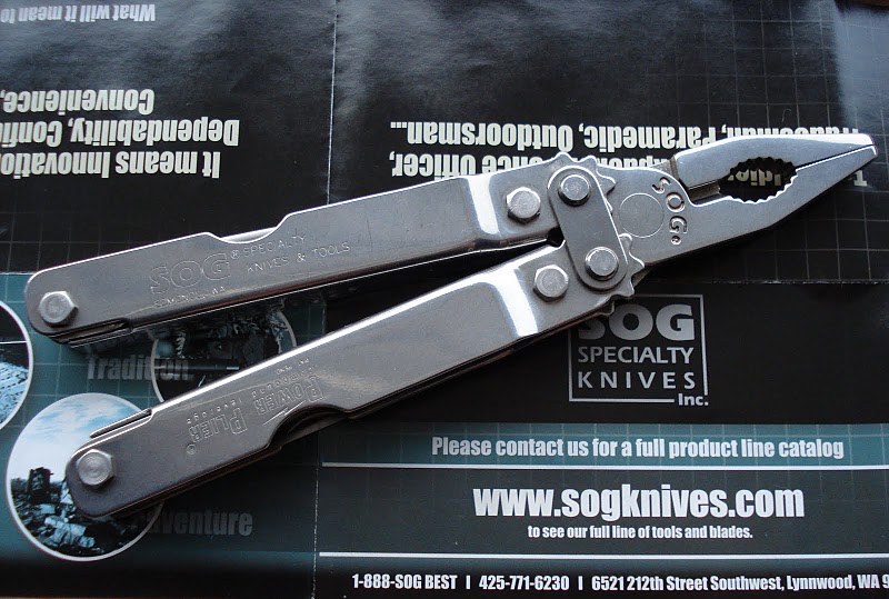 SOG Power Plier V2