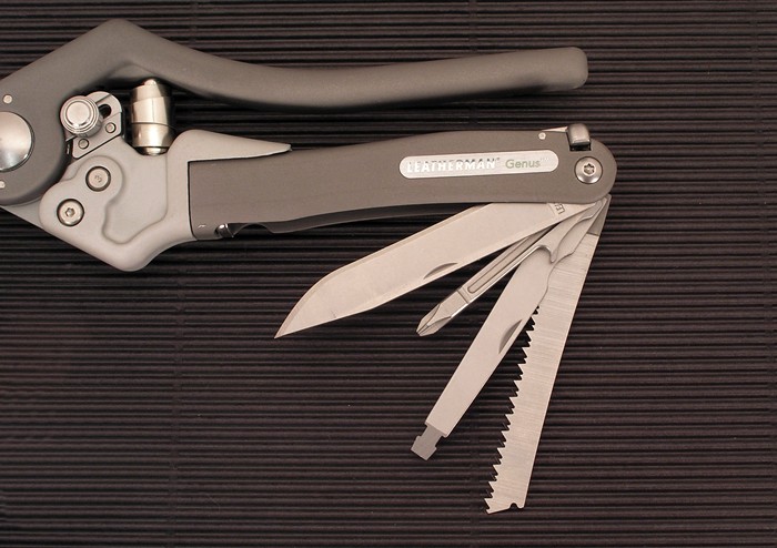 Genus, blades